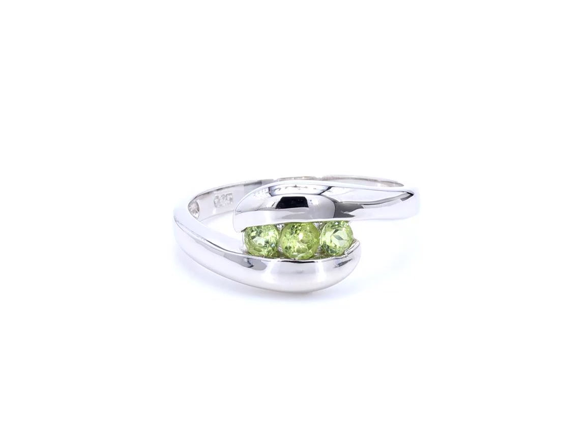 Peridot Ring 0.52 Carats Sterling Silver