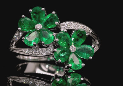 Emerald Flower Ring Diamond Setting 1.42 Carats 18K White Gold