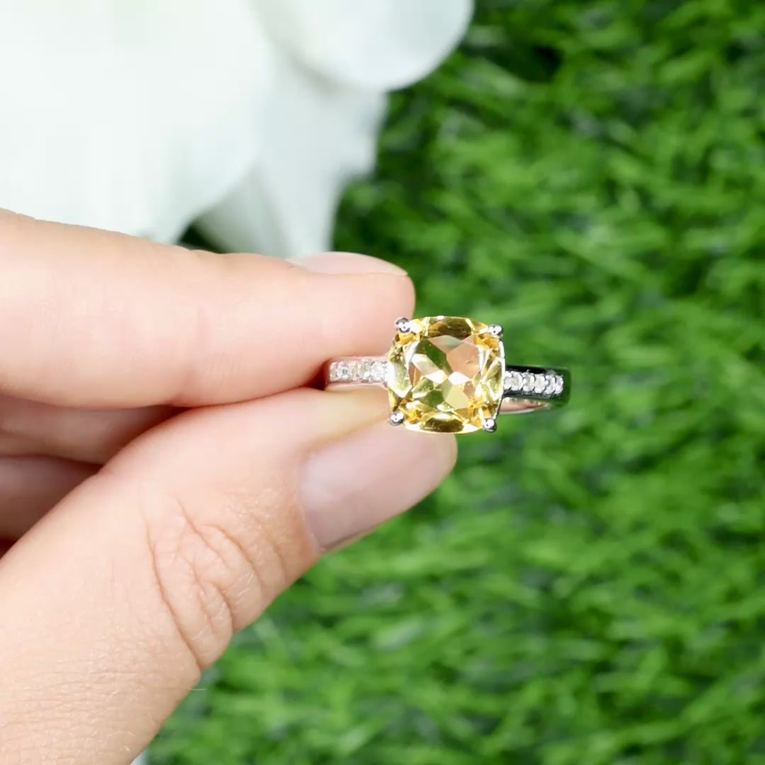 Citrine 3.88 Carat Solitaire Ring White Topaz Setting